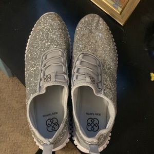Daisy Fuentes glitter sneakers